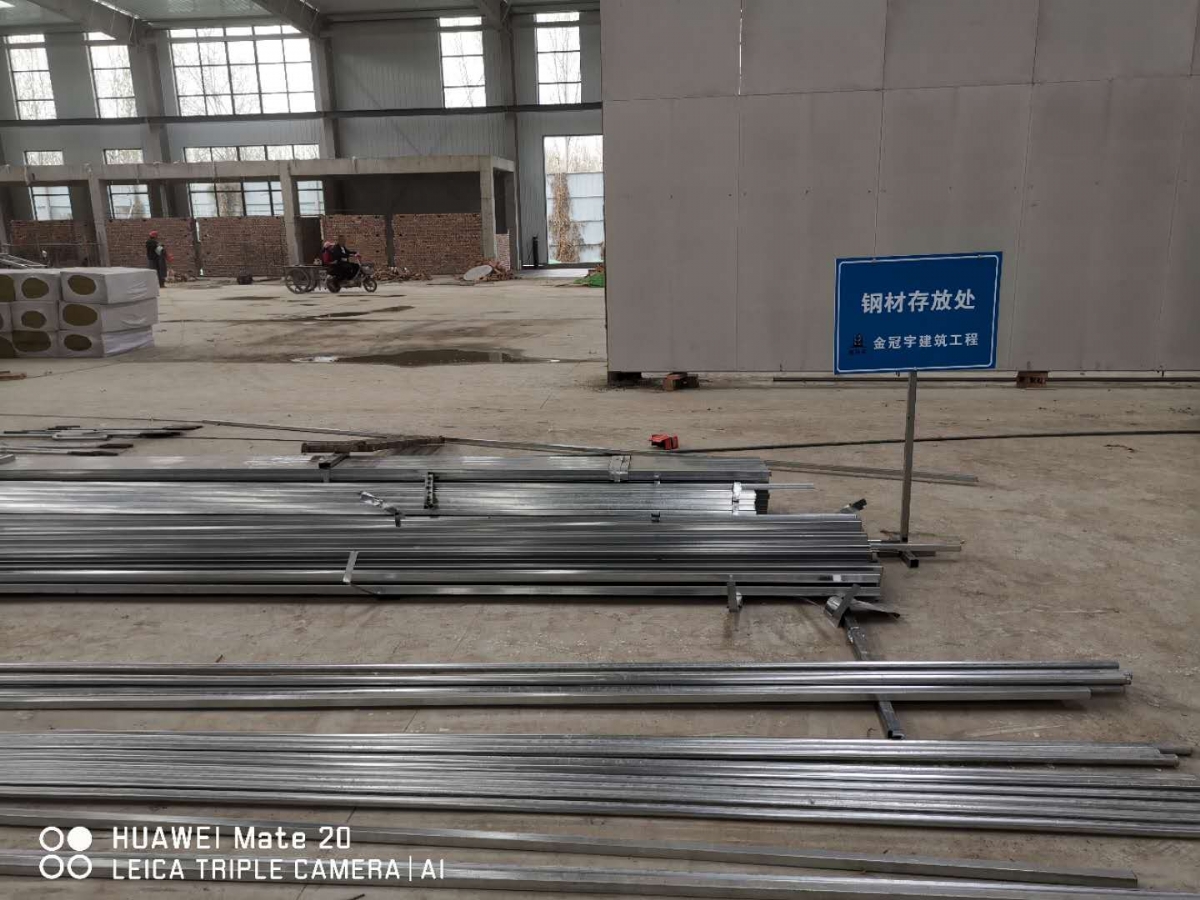 山東鋼結(jié)構(gòu)廠家：建造鋼結(jié)構(gòu)廠房需要多少錢？
